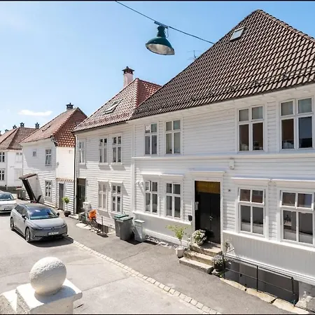 Centrally Located In Апартаменты *